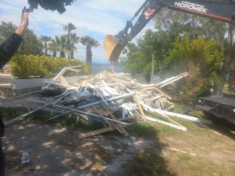 BODRUM BELEDİYESİ KAÇAK YAPIYA GEÇİT VERMİYOR