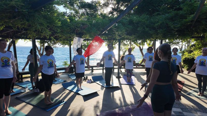 BODRUM’DA 12. ULUSLARARASI YOGA GÜNÜ