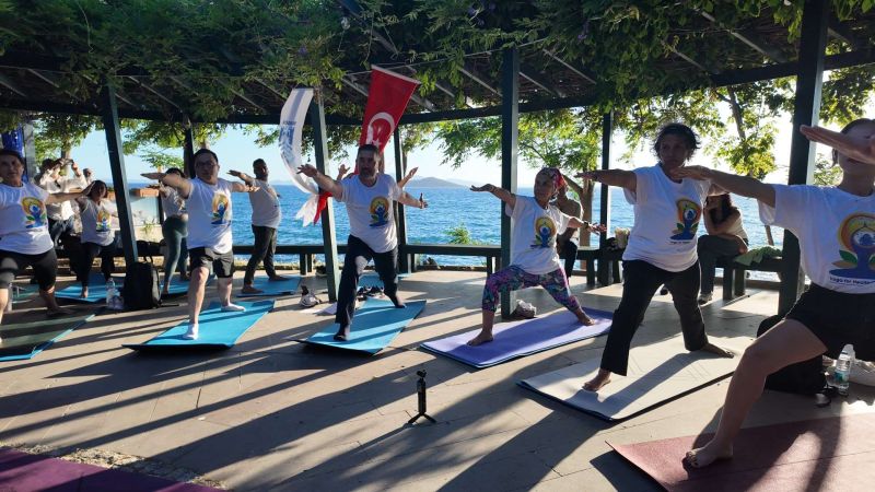 BODRUM’DA 12. ULUSLARARASI YOGA GÜNÜ