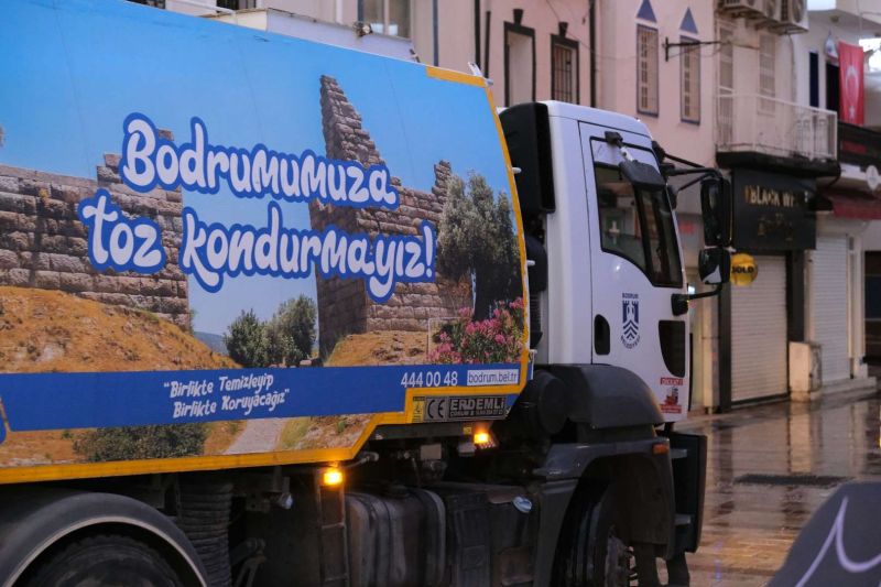 ÇARŞI MAHALLESİNDE KAPSAMLI TEMİZLİK