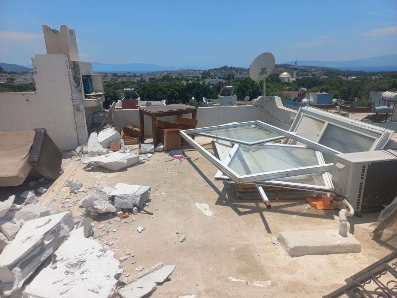 BODRUM BELEDİYESİ KAÇAK YAPIYLA MÜCADELESİNİ SÜRDÜRÜYOR