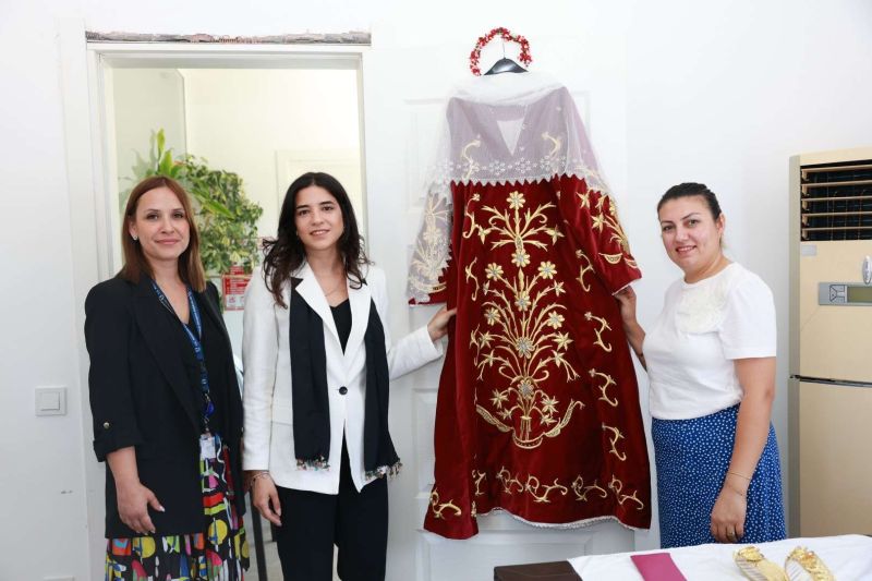 BODRUM BELEDİYESİ KADIN VE AİLE HİZMETLERİ MÜDÜRLÜĞÜNDEN 4 BİN 528 VATANDAŞA DESTEK