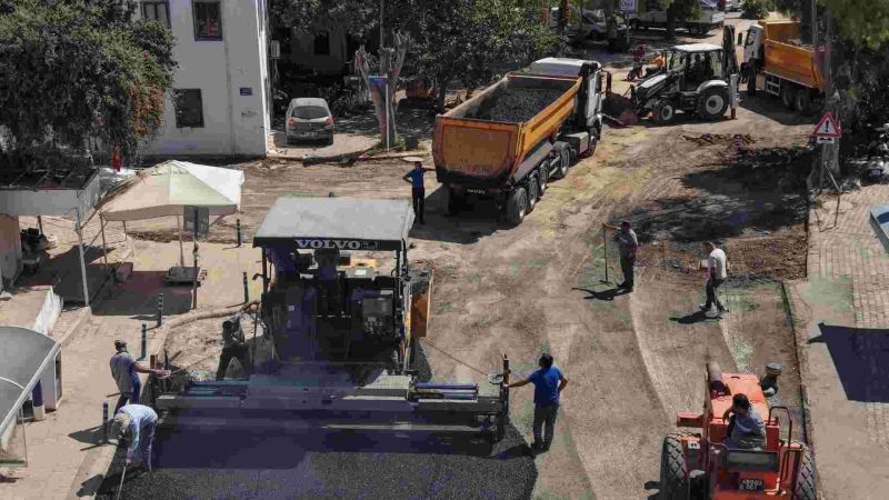 ALTYAPISI TAMAMLANAN BÖLGELERDE ÜSTYAPI ÇALIŞMALARI HIZ KESMİYOR
