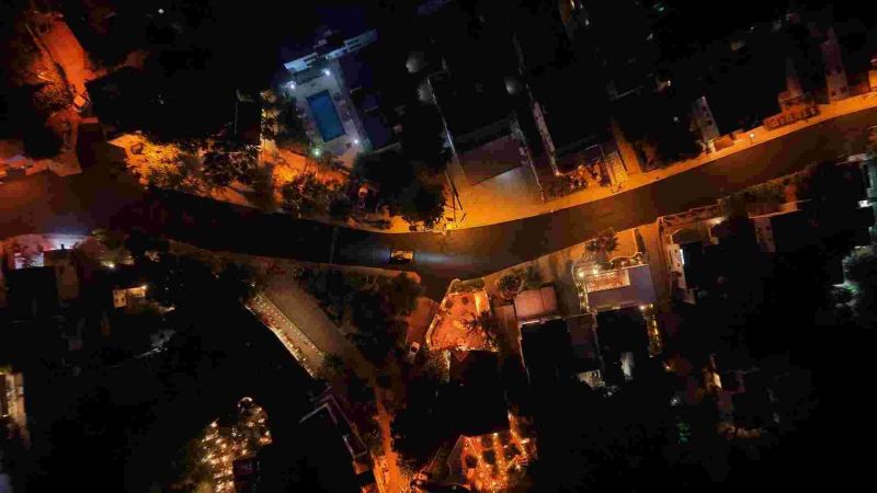 ALTYAPISI TAMAMLANAN BÖLGELERDE ÜSTYAPI ÇALIŞMALARI HIZ KESMİYOR