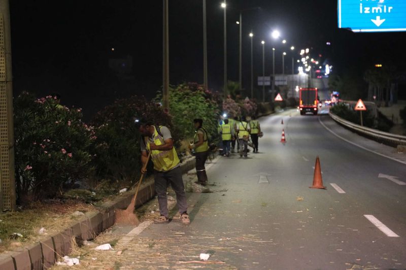 150 KİŞİLİK EKİPLE EMİN ANTER BULVARI'NDA GECE MESAİSİ