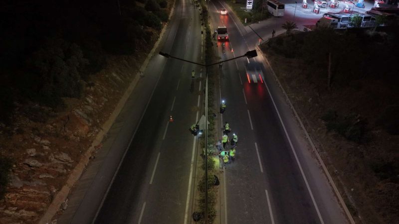 150 KİŞİLİK EKİPLE EMİN ANTER BULVARI'NDA GECE MESAİSİ