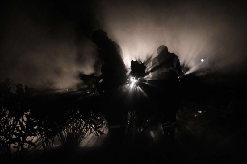 150 KİŞİLİK EKİPLE EMİN ANTER BULVARI'NDA GECE MESAİSİ