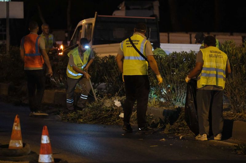 150 KİŞİLİK EKİPLE EMİN ANTER BULVARI'NDA GECE MESAİSİ