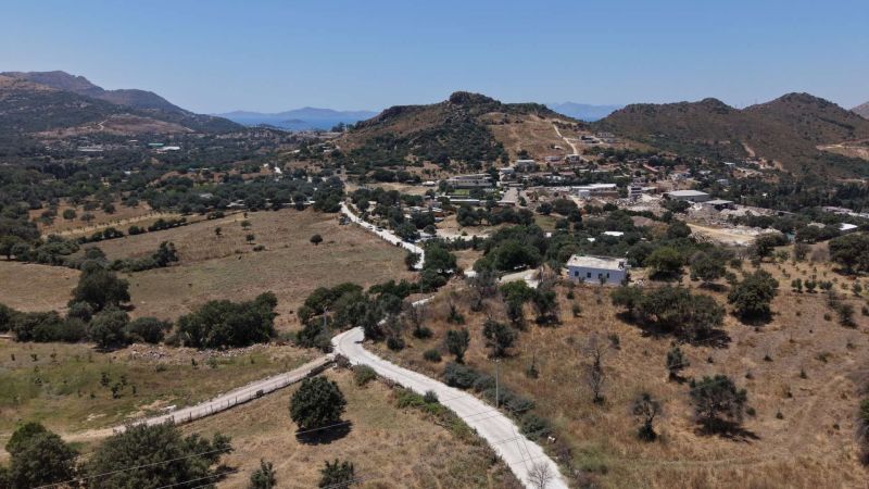 FEN İŞLERİNDEN 125 BİN METREKARELİK BETON YOL VE PARKE ÇALIŞMASI