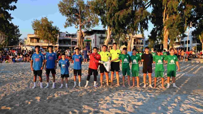 1.⁠ ⁠GÜNBATIMI ÇOCUK PLAJ FUTBOL ŞENLİĞİ BAŞLADI