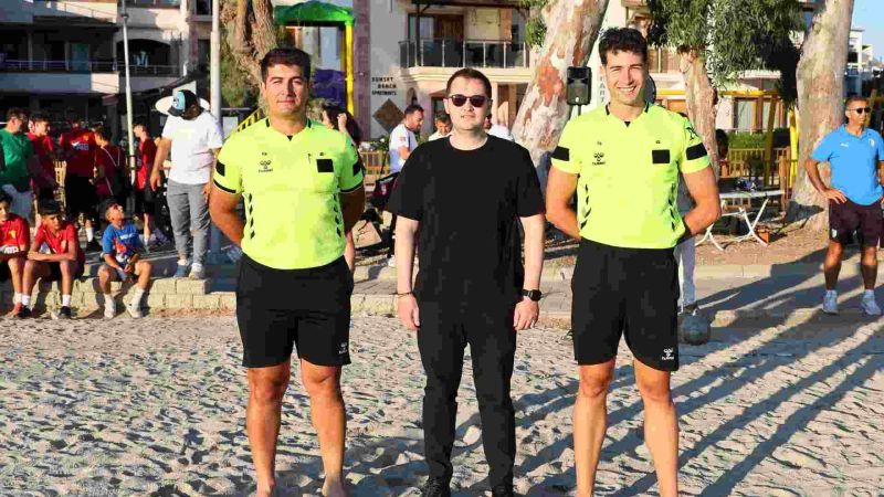 1.⁠ ⁠GÜNBATIMI ÇOCUK PLAJ FUTBOL ŞENLİĞİ BAŞLADI
