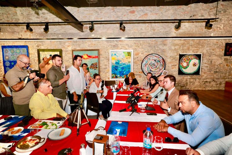 BODRUM BELEDİYESİ, BASIN ÖZGÜRLÜĞÜ İÇİN MÜCADELE GÜNÜ’NDE BASIN EMEKÇİLERİYLE BİR ARAYA GELDİ
