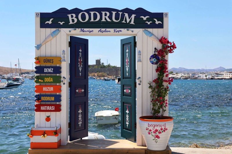 BODRUM’UN GÜZELLİKLERİ “MAVİYE AÇILAN KAPI” İLE TAÇLANIYOR
