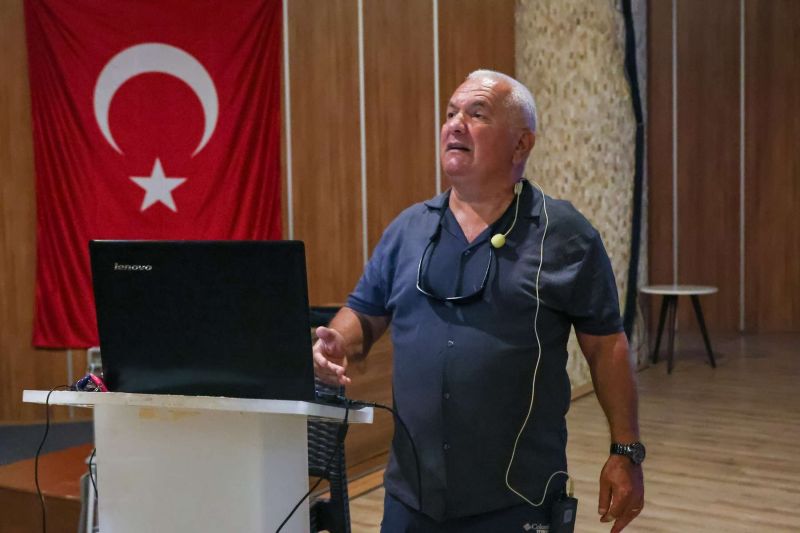 BELEDİYE PERSONELİNE ACİL DURUM EYLEM PLANI EĞİTİMİ VERİLDİ