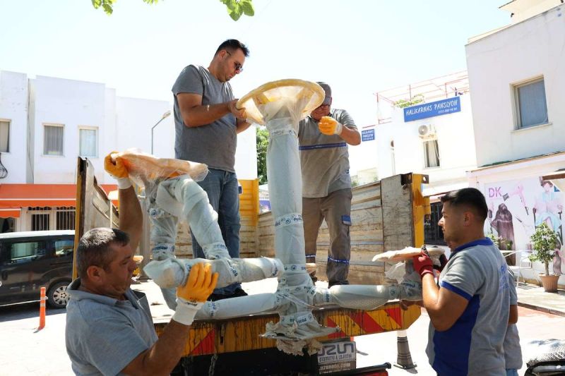 ÜÇKUYULAR PARKI YENİLENDİ