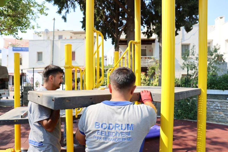 ÜÇKUYULAR PARKI YENİLENDİ