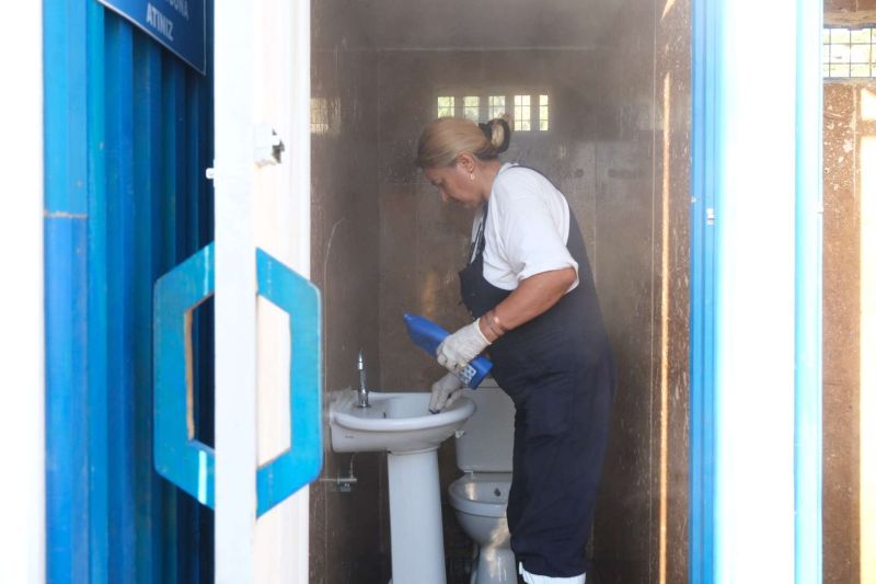 MOBİL TEMİZLİK EKİBİ GÖREVDE