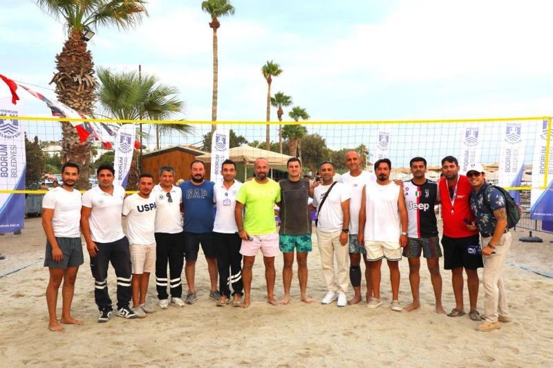 PLAJ VOLEYBOLU ŞENLİĞİ AKYARLAR’DA BAŞLADI