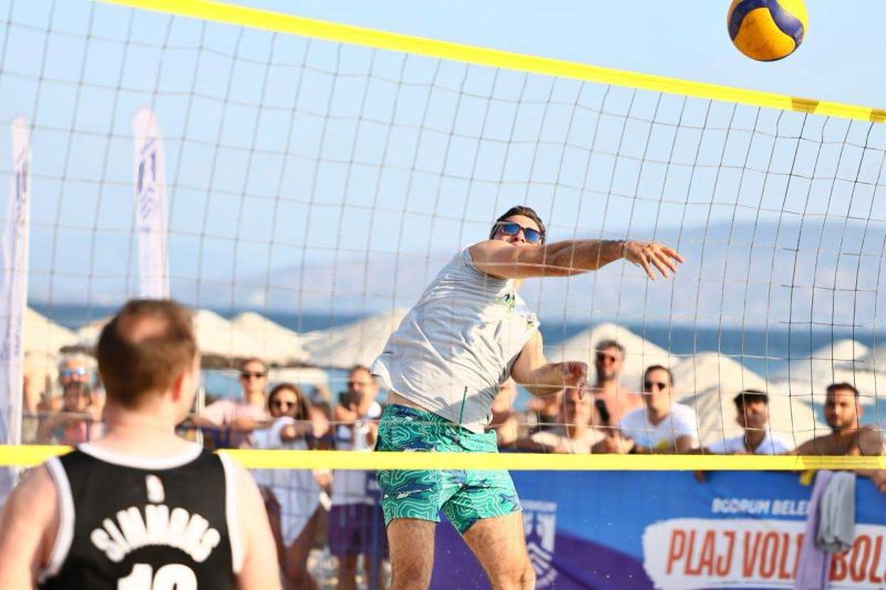 PLAJ VOLEYBOLU ŞENLİĞİ TAMAMLANDI