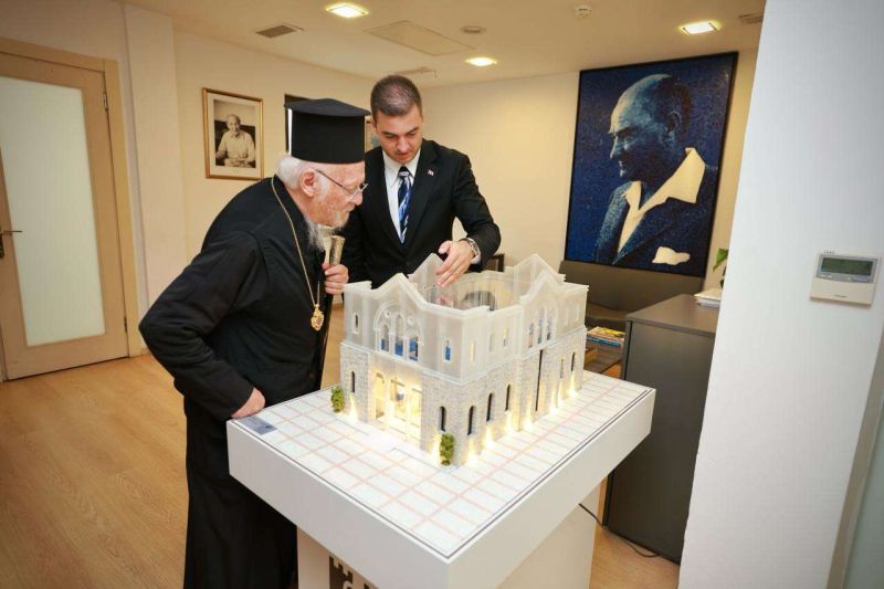 PATRİK BARTHOLOMEOS, BODRUM BELEDİYESİNİ ZİYARET ETTİ