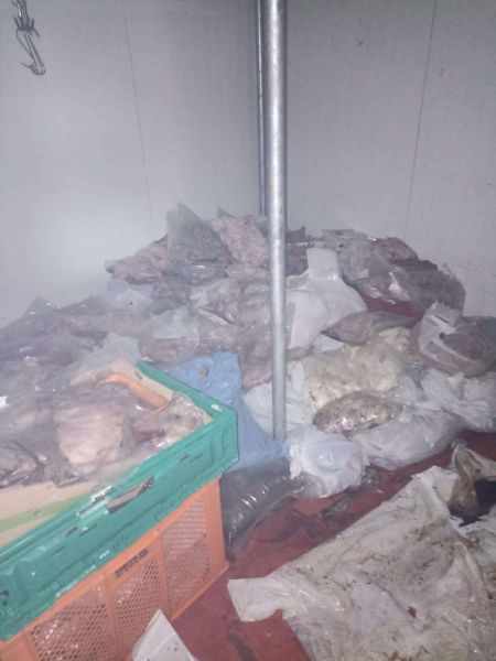 KÖTÜ KOKU İHBARI ÜZERİNE ZABITA EKİPLERİ HAREKETE GEÇTİ