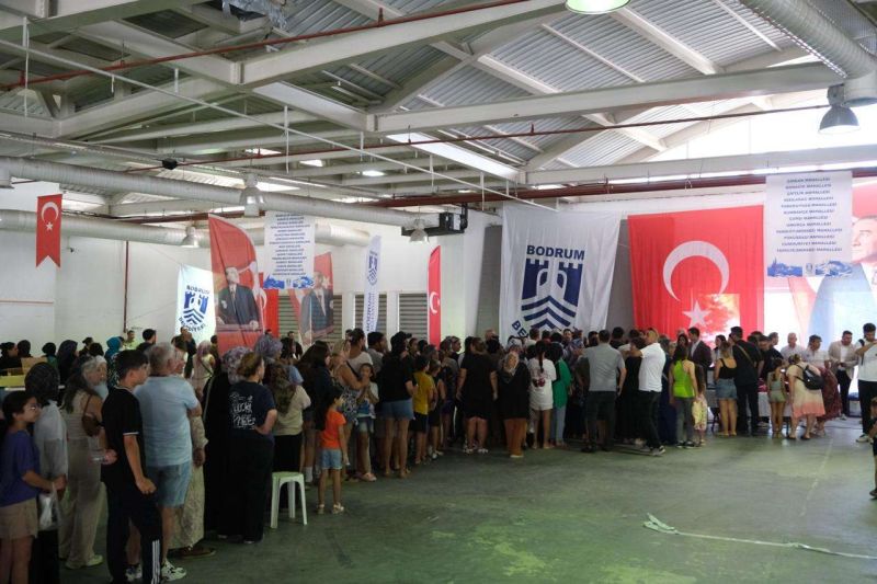 BODRUM BELEDİYESİNDEN 1250 ÖĞRENCİYE KIRTASİYE VE BURS DESTEĞİ