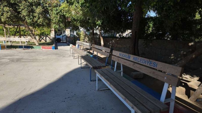 BODRUM BELEDİYESİNDEN OKULLARA BAKIM ONARIM DESTEĞİ
