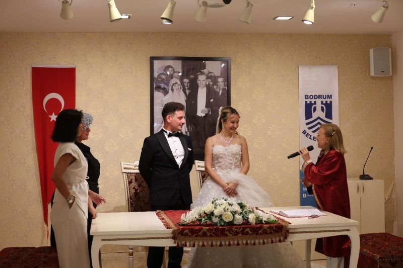 TURGUTREİS’TE NİKÂH HİZMETLERİNE YOĞUN İLGİ
