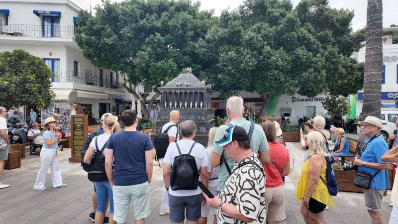 BODRUM’UN YENİ FOTOĞRAF DURAKLARI İLGİ GÖRÜYOR