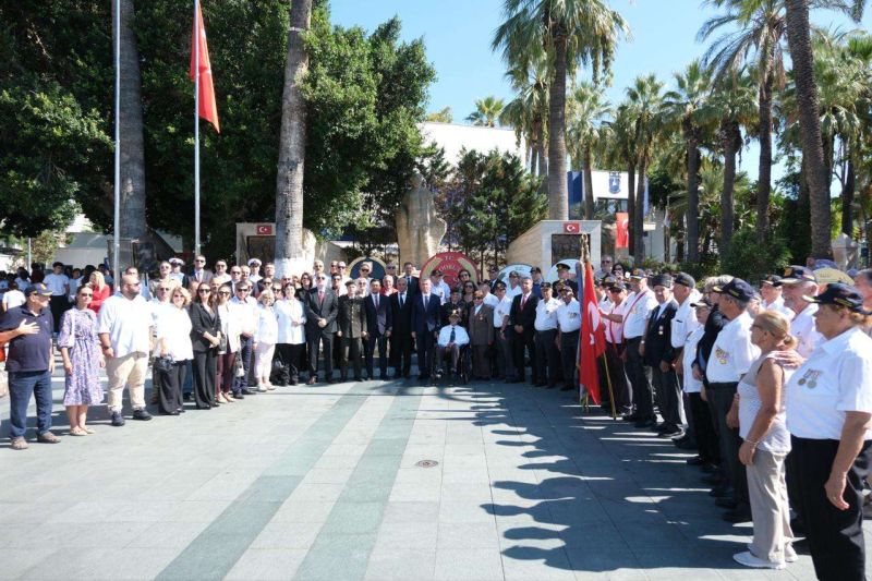 BODRUM’DA 19 EYLÜL GAZİLER GÜNÜ TÖRENLE KUTLANDI