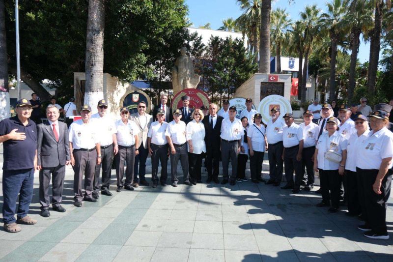 BODRUM’DA 19 EYLÜL GAZİLER GÜNÜ TÖRENLE KUTLANDI