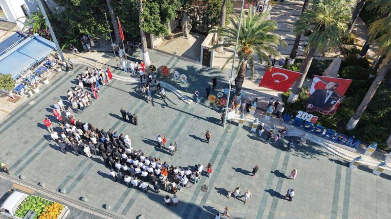 BODRUM’DA 19 EYLÜL GAZİLER GÜNÜ TÖRENLE KUTLANDI
