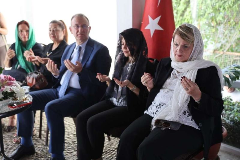 SANAT GÜNEŞİ ZEKİ MÜREN, VEFATININ 30. YILINDA BODRUM’DA DUALARLA ANILDI