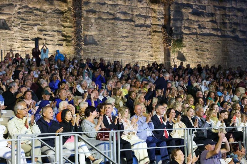 BODRUM’DA SANAT GÜNEŞİ ZEKİ MÜREN’İ ANMA KONSERİ