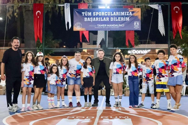 BODRUM 3X3 STREETBALL TURNUVASI ÖDÜL TÖRENİYLE SONA ERDİ