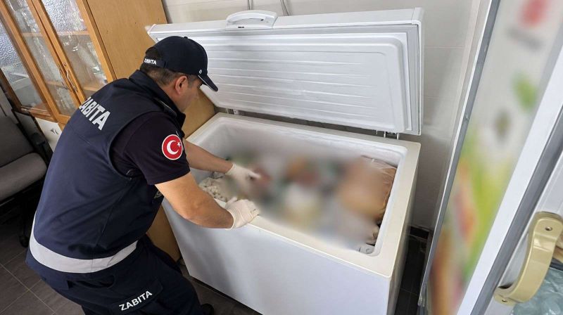 BODRUM’DA OKUL KANTİNLERİNE ZABITA DENETİMİ