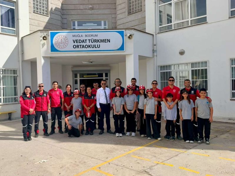 BODRUM BELEDİYESİNDEN AFET FARKINDALIK ETKİNLİKLERİ
