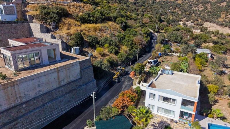 BODRUM’UN BEŞ MAHALLESİNDE ÜSTYAPI ÇALIŞMALARI SÜRÜYOR