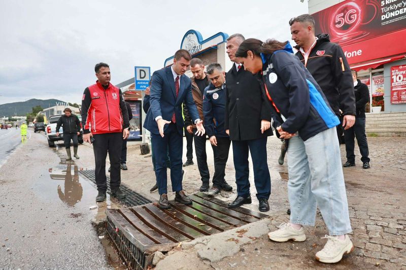 BAŞKAN TAMER MANDALİNCİ GÜN BOYU SAHADAYDI
