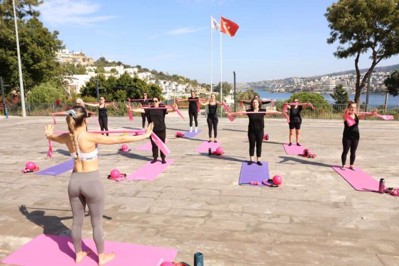 SERBAY ILICAK SPOR VE KÜLTÜR KOMPLEKSİNDE PİLATES DERSLERİ DEVAM EDİYOR