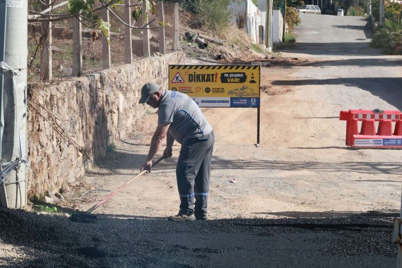 BODRUM BELEDİYESİNDEN KENT GENELİNDE YOL ÇALIŞMALARI