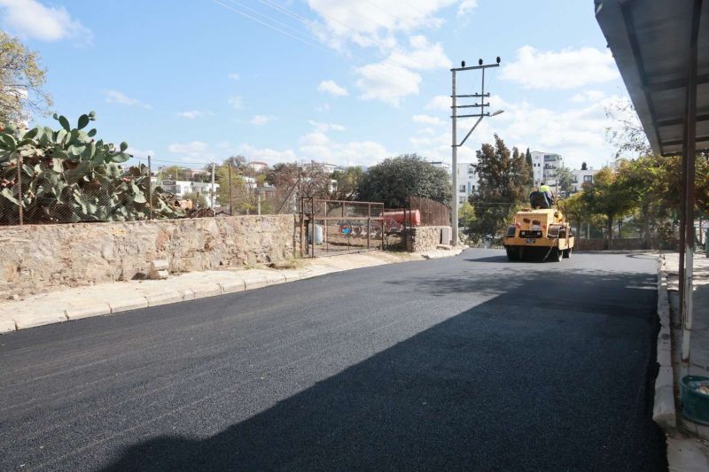 BODRUM BELEDİYESİNDEN KENT GENELİNDE YOL ÇALIŞMALARI