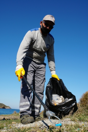 KÜDÜR'DEKİ SON YAPI DA KALDIRILDI