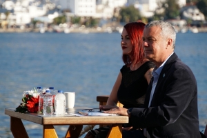 HAYAT SOHBETLERİNE ÜNLÜ İSİMLER KONUK OLDU