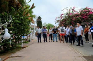 BAŞKAN ARAS TÜRKBÜKÜ ESNAFI İLE BULUŞTU