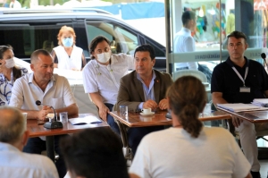 BAŞKAN ARAS TÜRKBÜKÜ ESNAFI İLE BULUŞTU