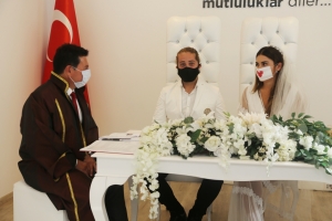 BODRUM BELEDİYESİ NİKAH TÖRENLERİNDE YENİ TEDBİRLERİ UYGULAMAYA BAŞLADI