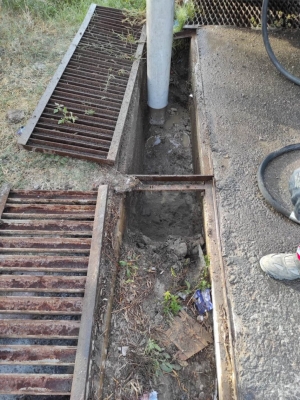 YAĞMUR SUYU HATLARI, MENFEZ VE MAZGALLAR TEMİZLENİYOR