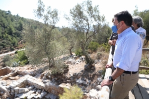 BAŞKAN ARAS’TAN PEDASA ANTİK KENTİ’NE ZİYARET