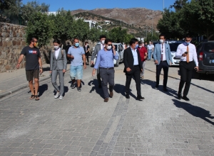 BAŞKAN ARAS BİRİM MÜDÜRLERİYLE YİNE SAHADAYDI